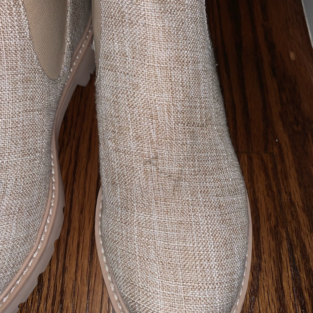 Dolce Vita Pepper Chelsea Boots in Blush Pink/Tan (Size 7.5) - Picture 6 of 7
